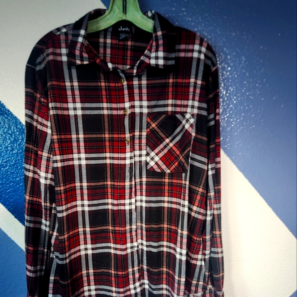 Flannel woman's button down long-sleeved justify brand new with tags